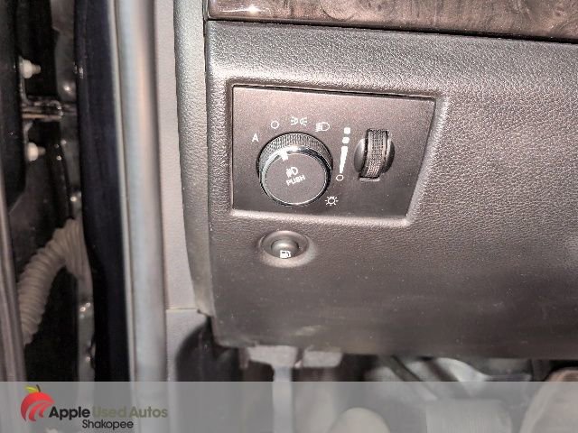 Used 2012 Jeep Grand Cherokee Laredo image 25