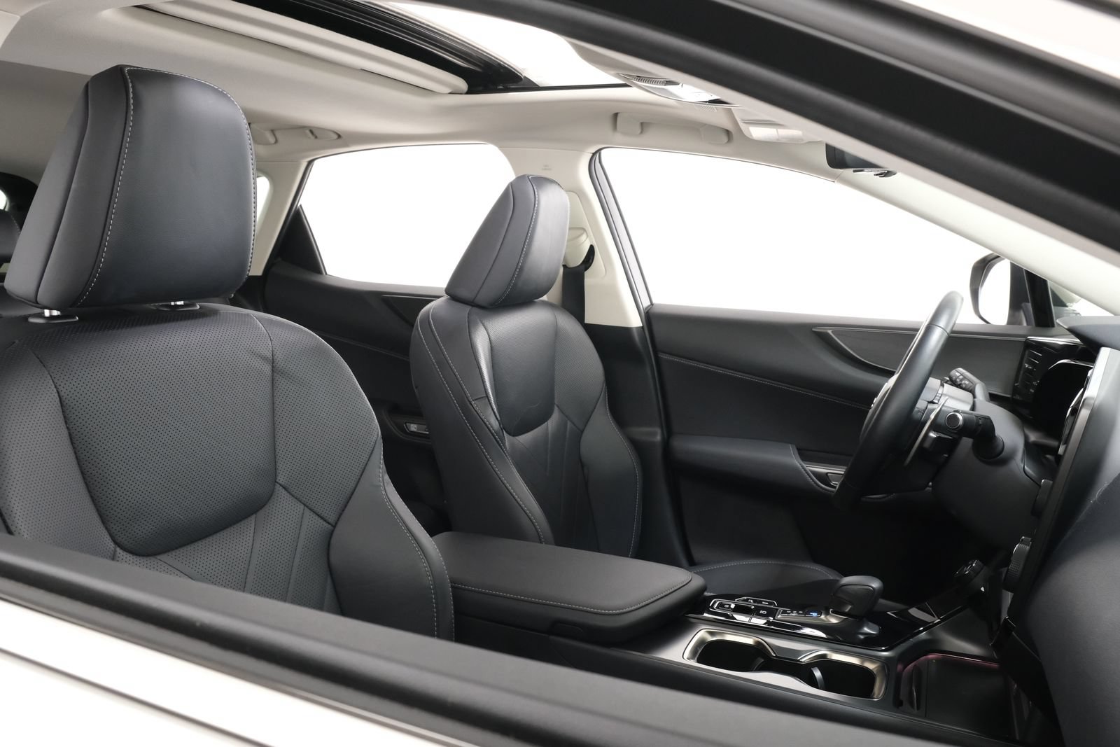 Used 2024 Lexus NX 450h+ AWD w/ Vision Package image 41