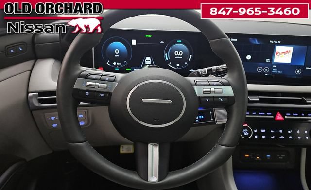 Used 2025 Hyundai Tucson Limited AWD/4WD image 9