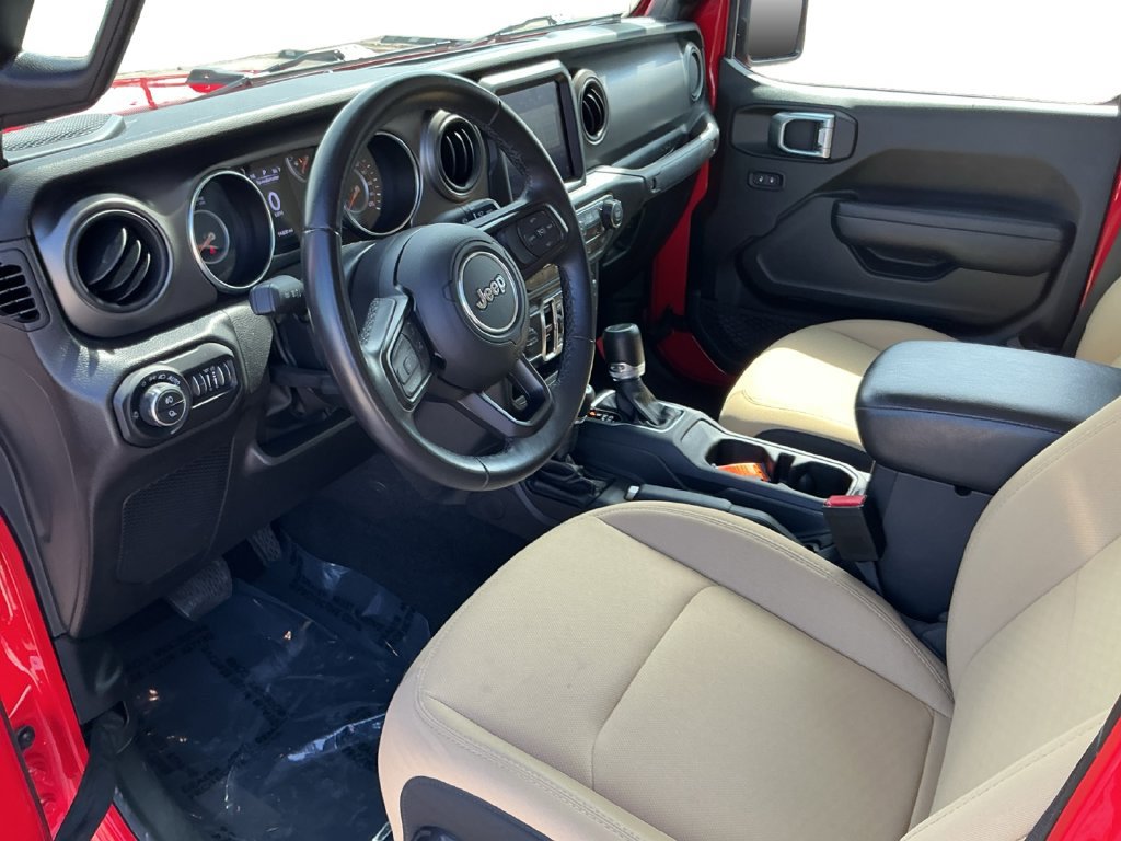 Used 2022 Jeep Gladiator Sport AWD/4WD image 14