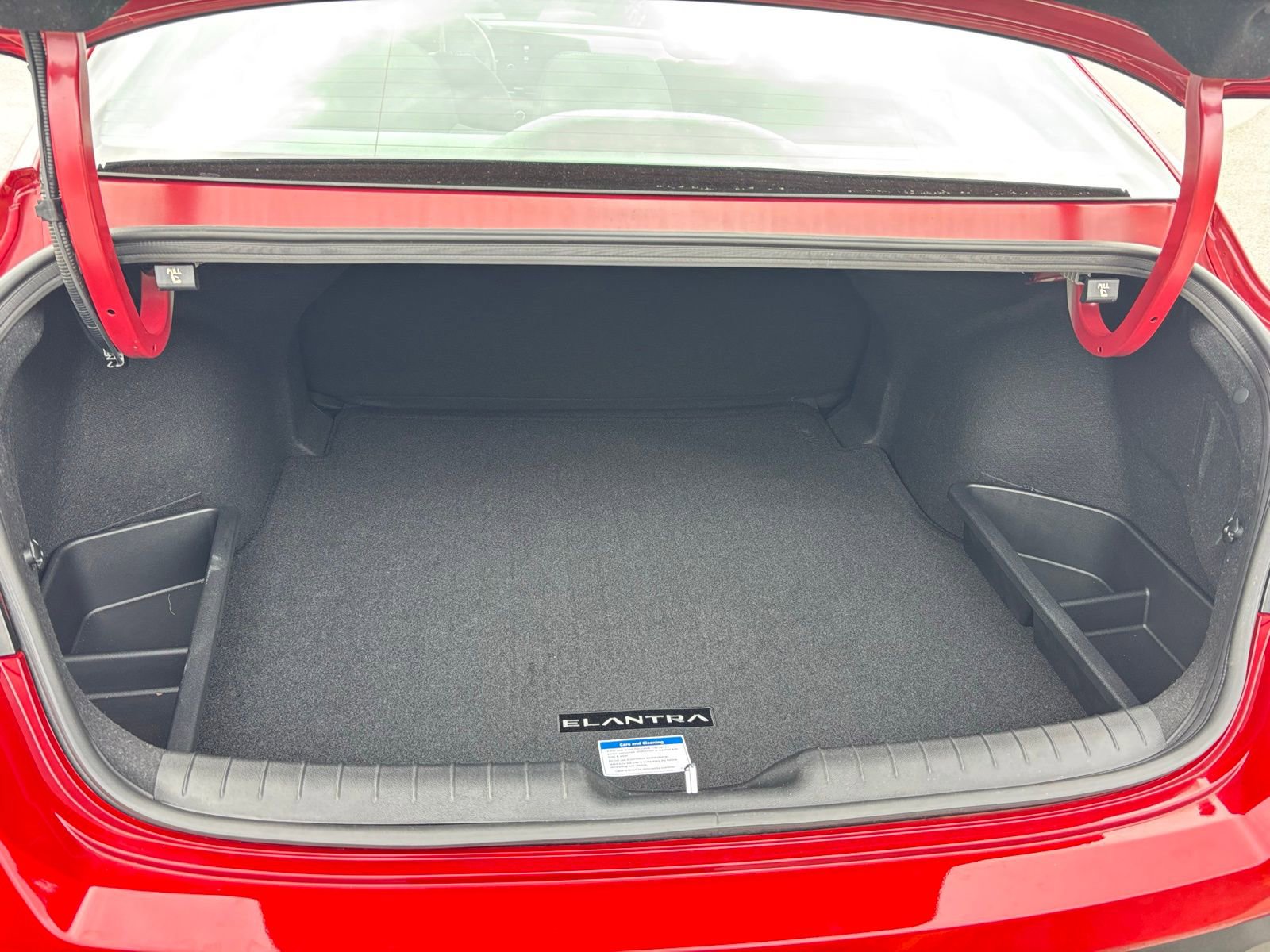 New 2025 Hyundai Elantra Sport image 17