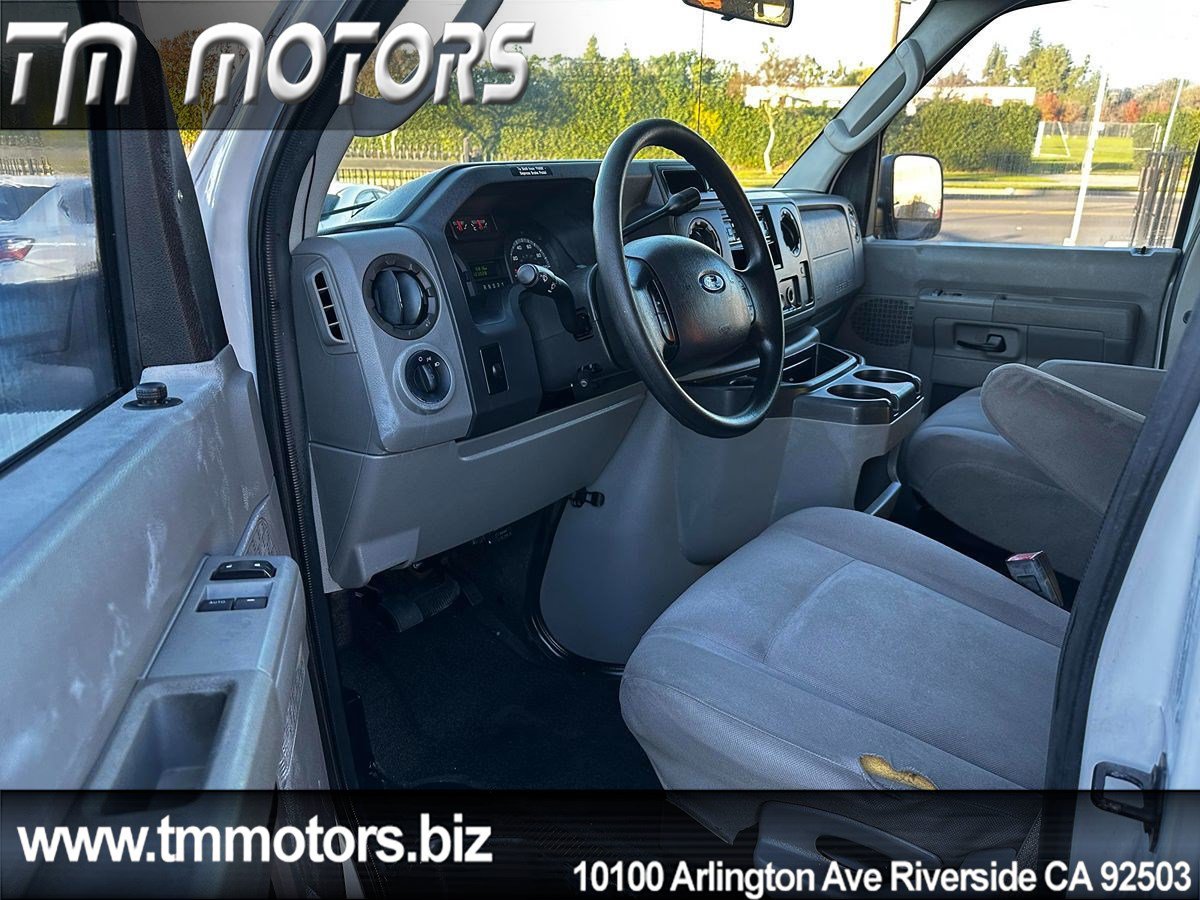 Used 2010 Ford E-250 and Econoline 250 RWD image 6