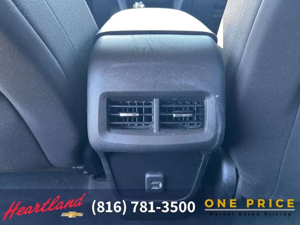 Used 2020 Chevrolet Equinox LT image 43