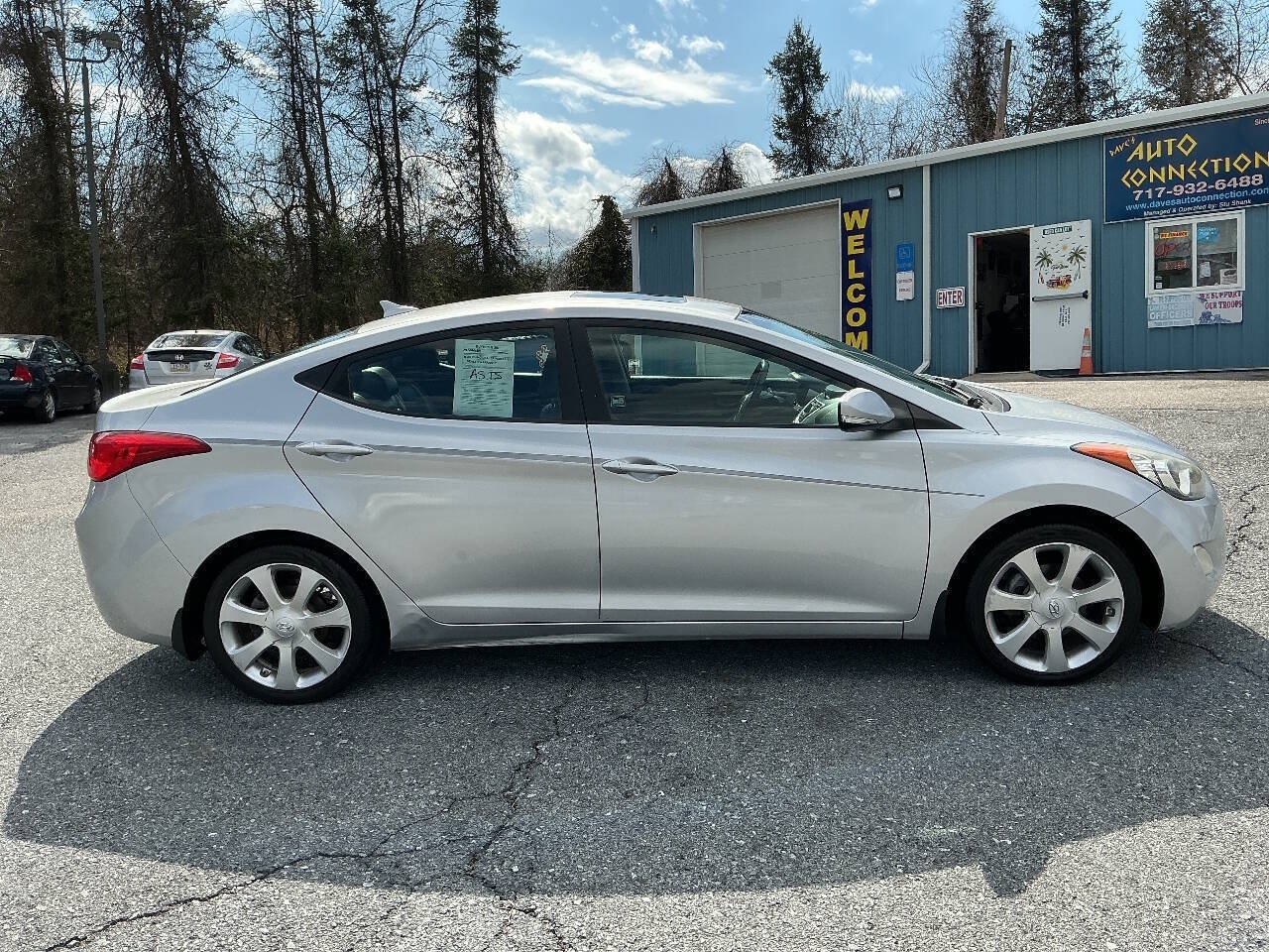 Used 2012 Hyundai Elantra Limited FWD image 5