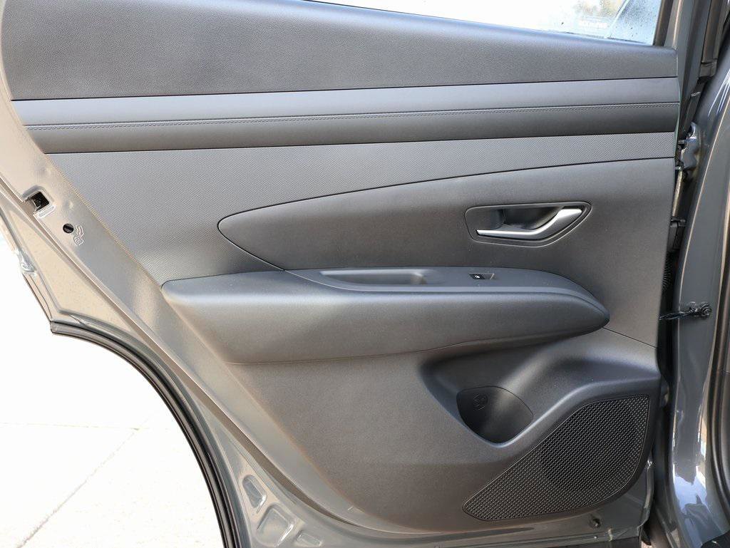 New 2026 Hyundai Tucson SEL image 18