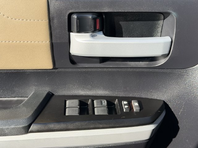 Used 2021 Toyota Tundra Limited AWD/4WD image 19