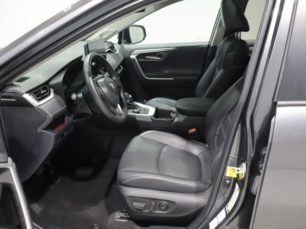 Certified 2023 Toyota RAV4 Limited w/ Limited Grade Weather Package AWD/4WD image 10