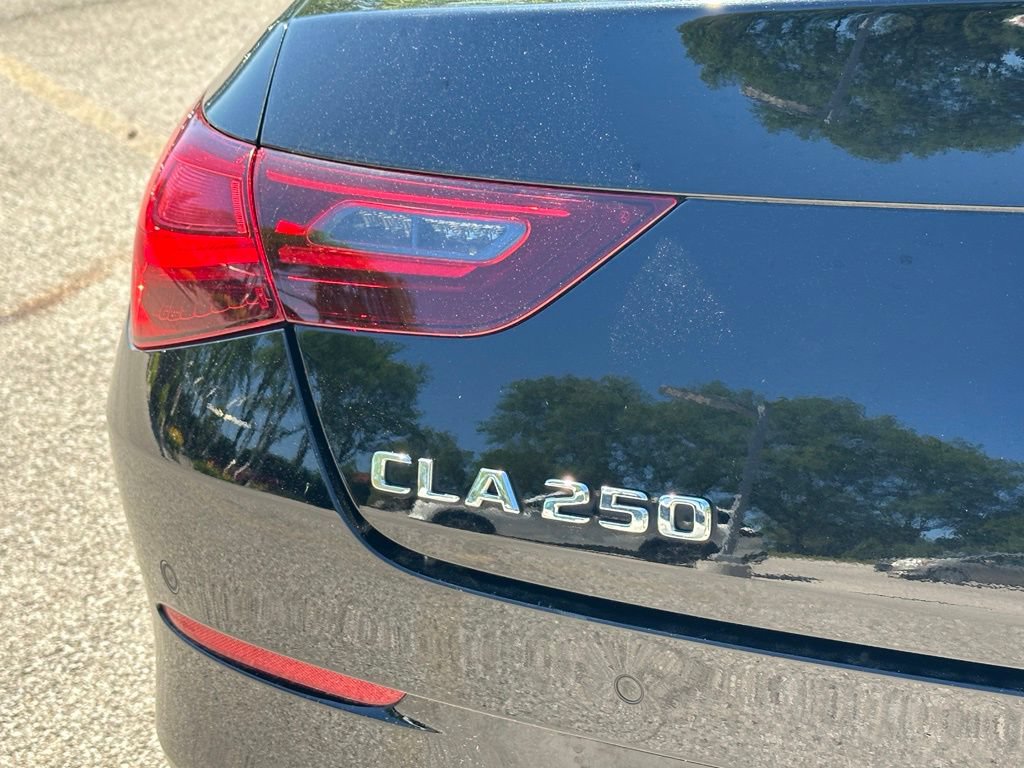 Used 2025 Mercedes-Benz CLA 250 4MATIC image 12