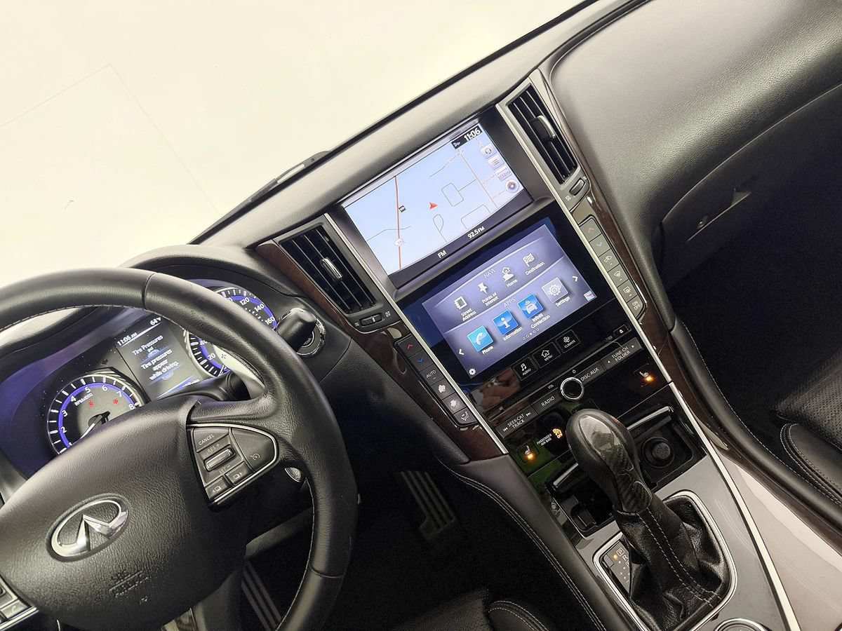 Used 2015 INFINITI Q50 w/ Deluxe Touring Package RWD image 63