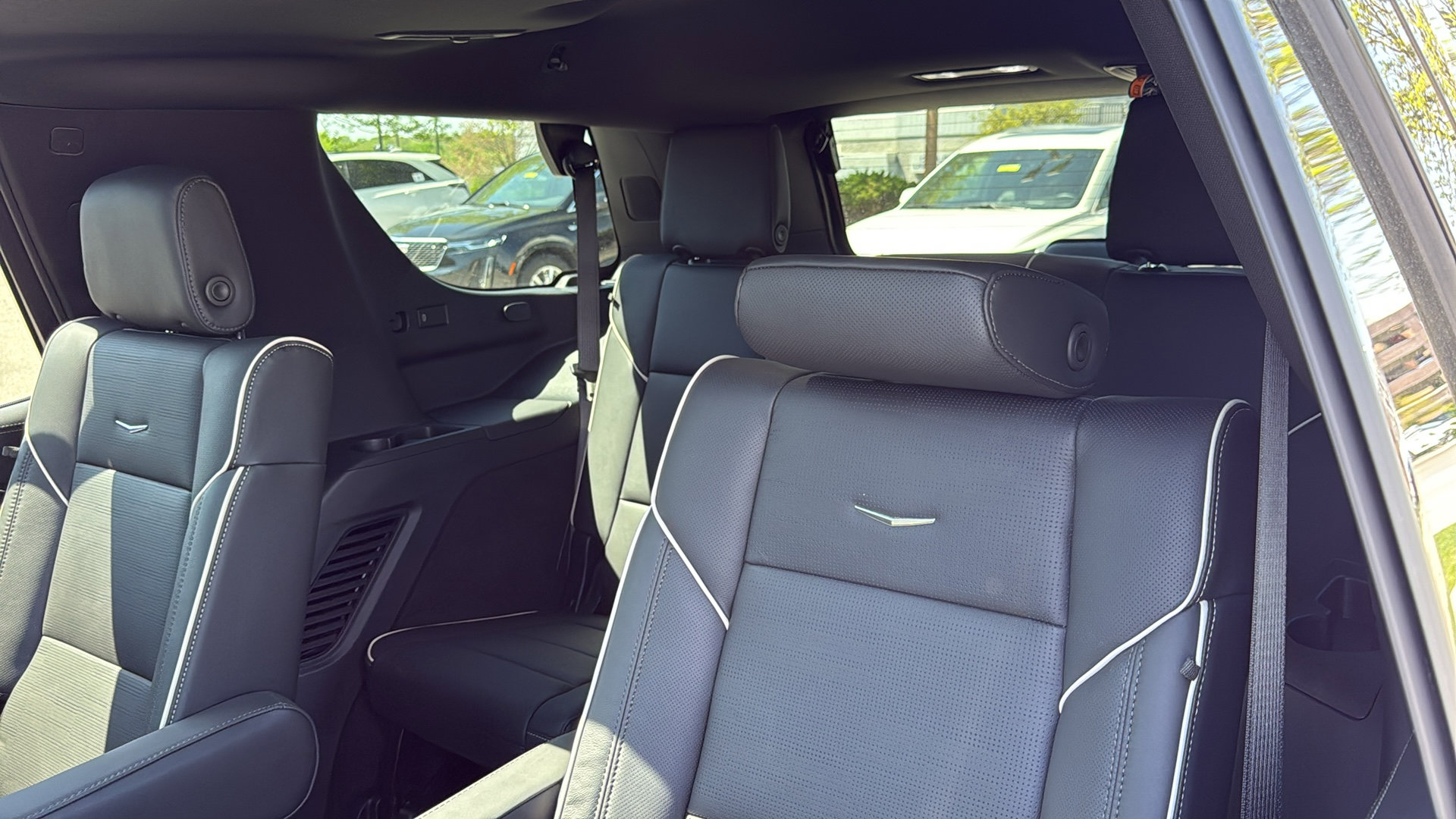 Certified 2026 Cadillac Escalade Luxury w/ Touring Package AWD/4WD image 29