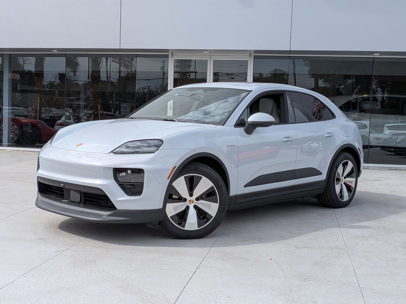 New 2026 Porsche Macan Electric image 1