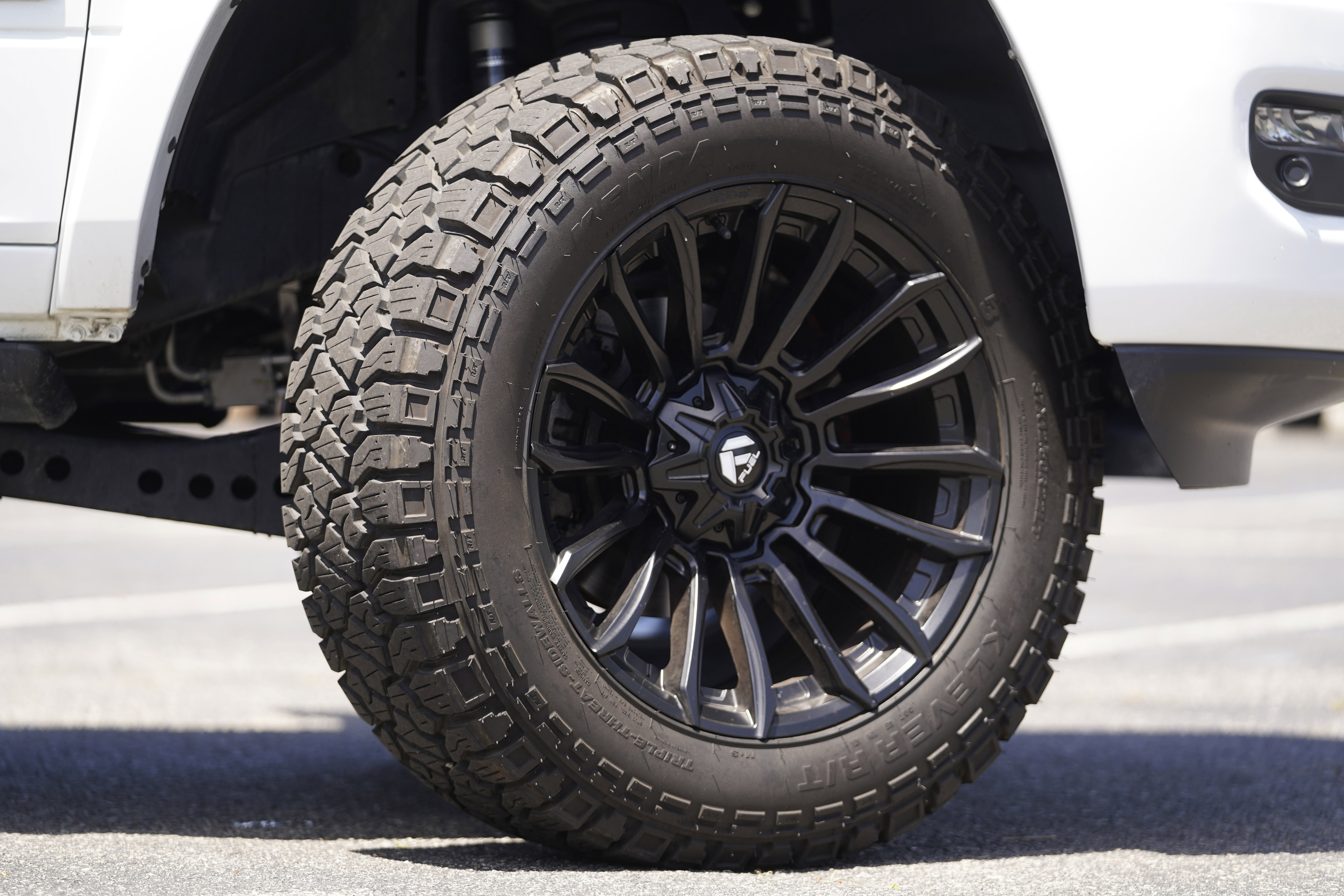 Used 2022 RAM 3500 Limited image 9