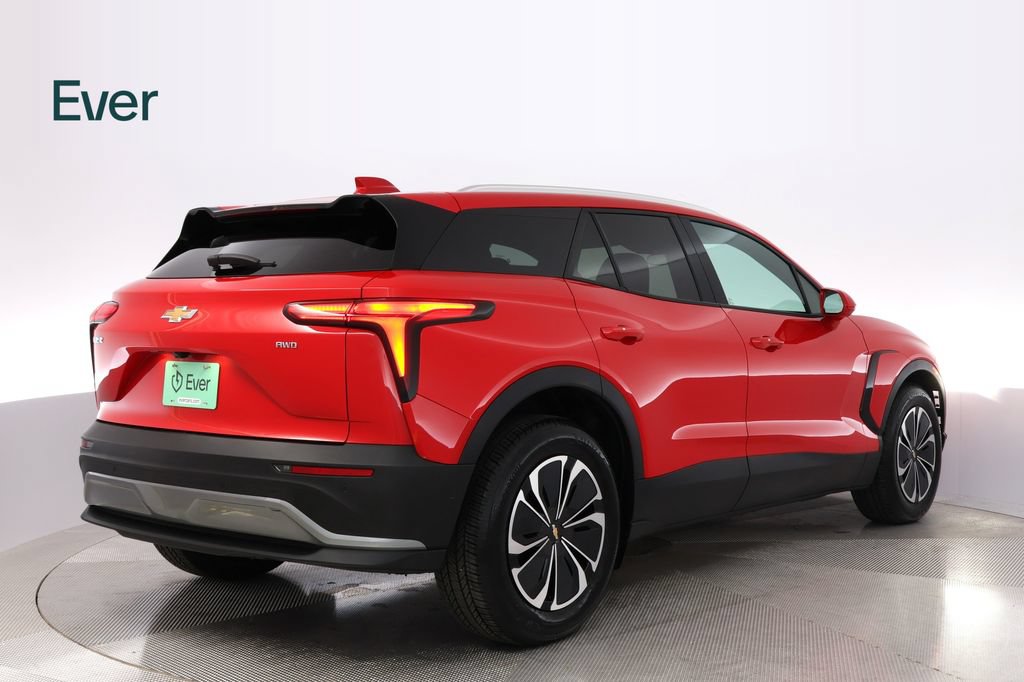 Used 2024 Chevrolet Blazer EV LT AWD/4WD image 3