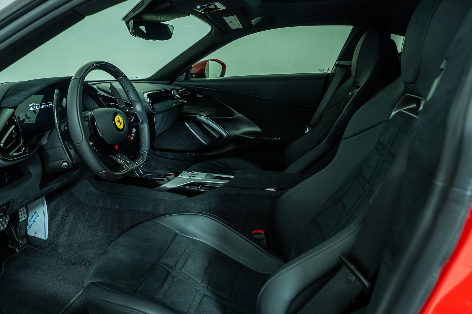 Certified 2025 Ferrari 12Cilindri RWD image 29