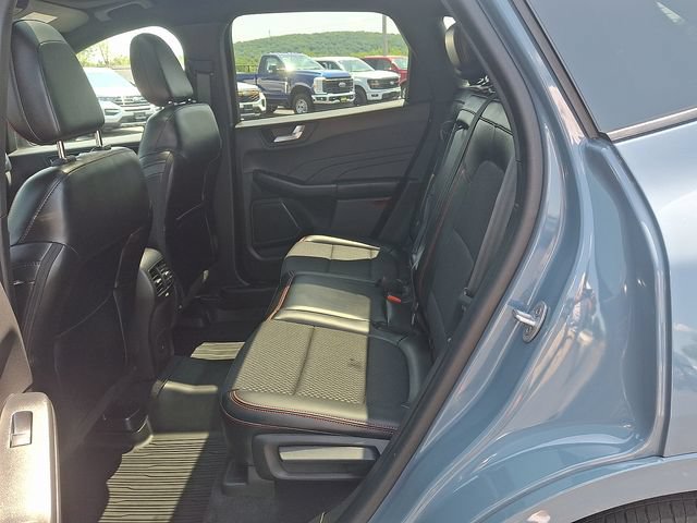 Used 2023 Ford Escape ST-Line w/ Tech Pack #1 AWD/4WD image 10