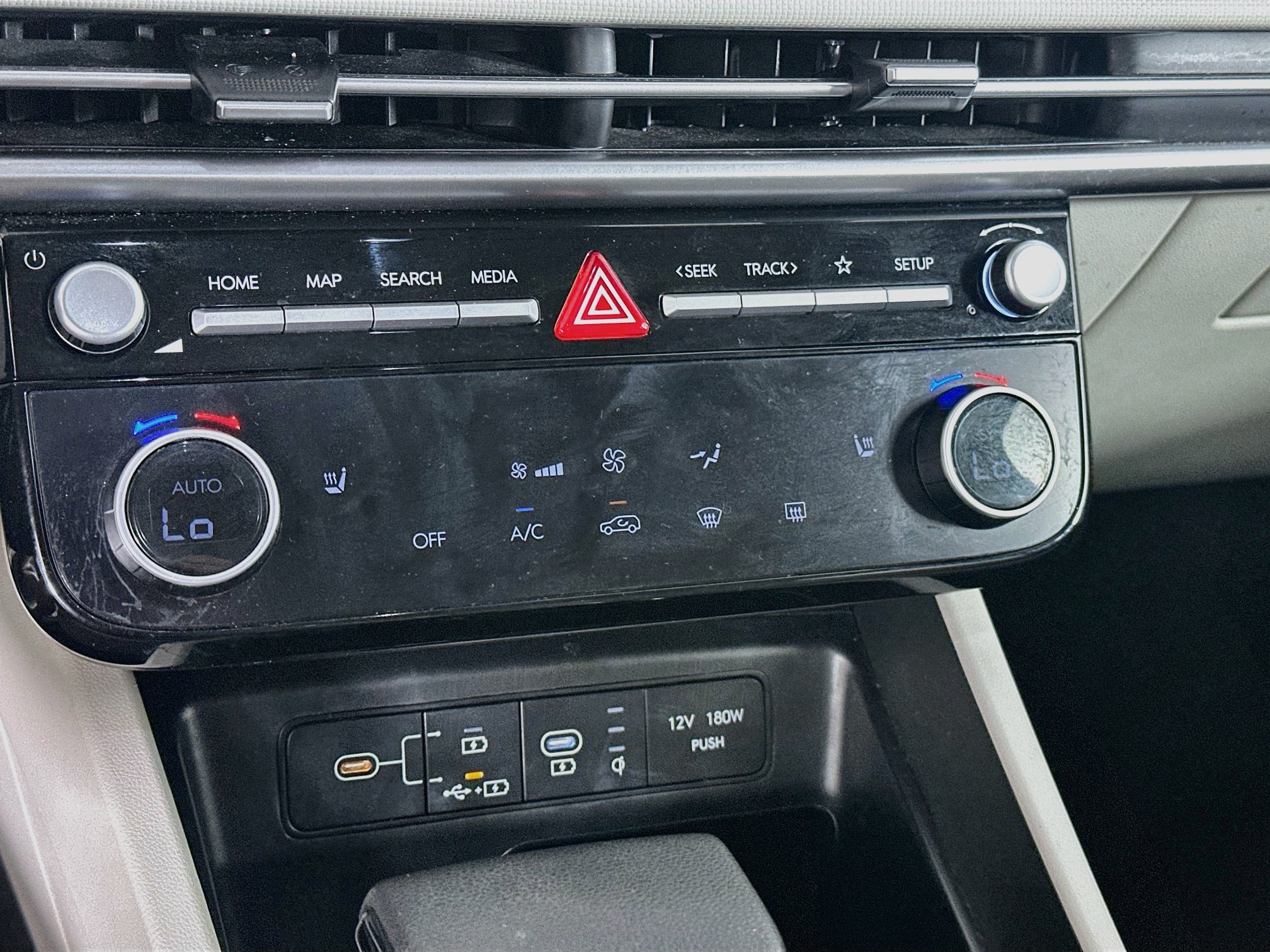 Used 2025 Hyundai Tucson SEL FWD image 23
