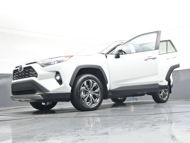Used 2024 Toyota RAV4 Limited AWD/4WD image 44
