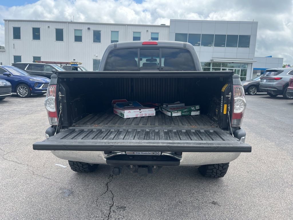 Used 2010 Toyota Tacoma 4x4 Double Cab image 11