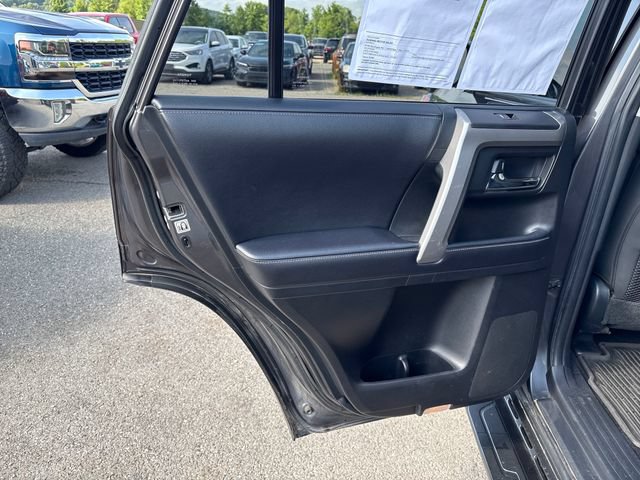 Used 2019 Toyota 4Runner SR5 Premium AWD/4WD image 21