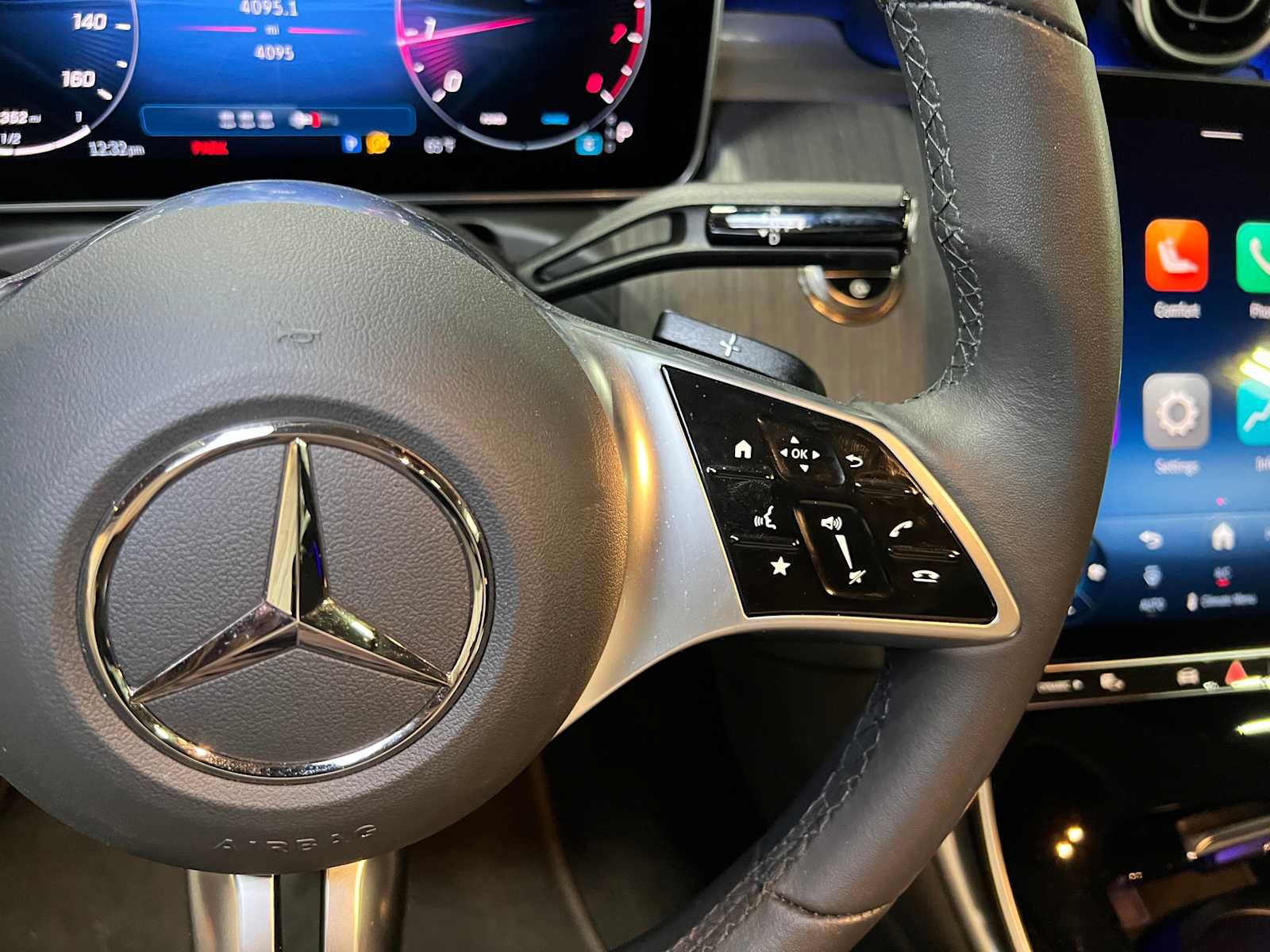 Used 2026 Mercedes-Benz C 300 4MATIC Sedan image 30