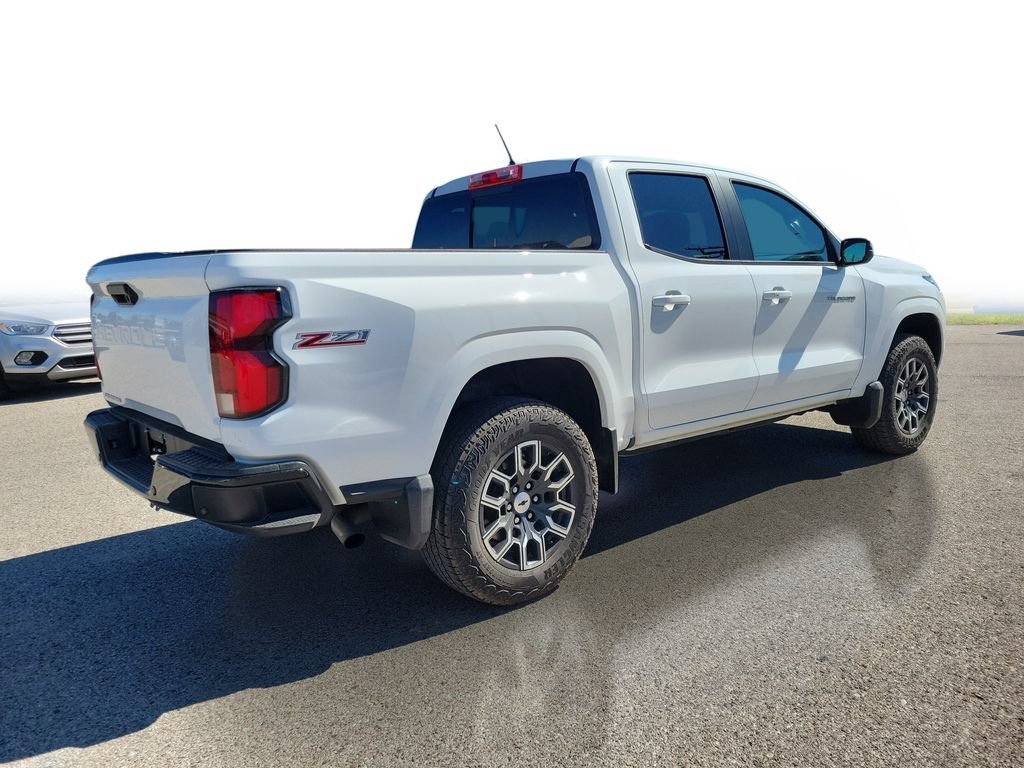 Used 2023 Chevrolet Colorado Z71 w/ Z71 Convenience Package 2 AWD/4WD image 4