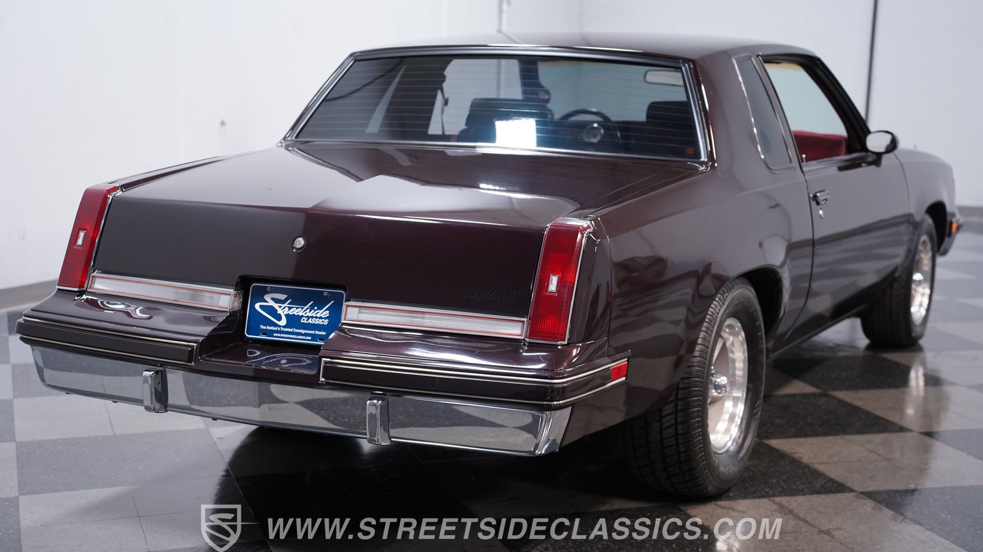 Used 1988 Oldsmobile Cutlass Supreme Classic Brougham RWD image 10