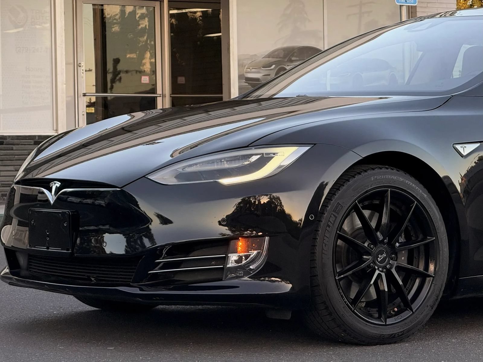 Used 2016 Tesla Model S 75 RWD image 4