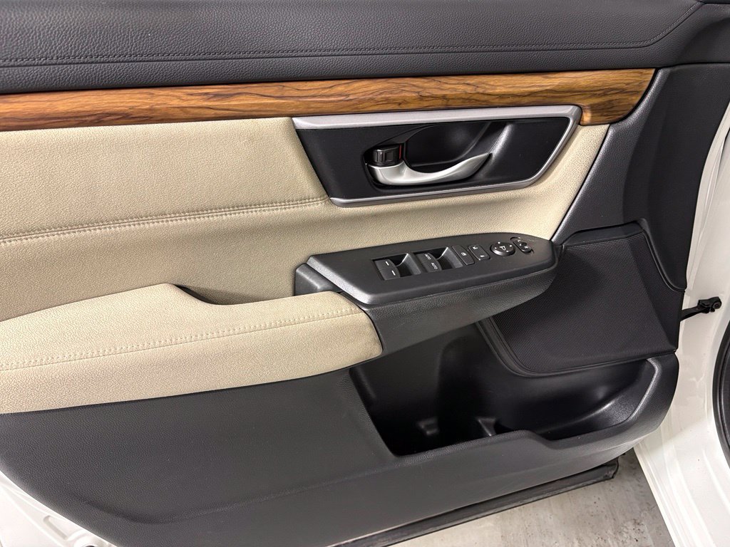 Used 2017 Honda CR-V EX image 12
