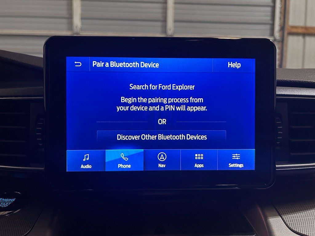 Used 2022 Ford Explorer XLT w/ XLT Sport Appearance Package AWD/4WD image 26