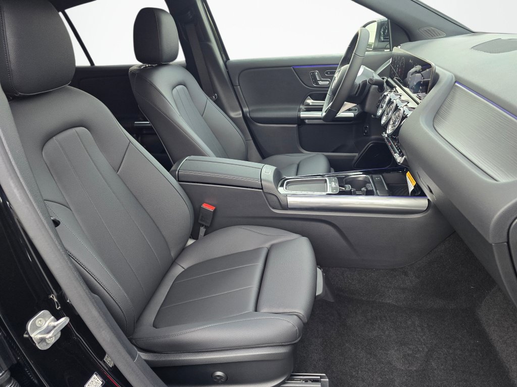 New 2026 Mercedes-Benz GLA 250 4MATIC image 24