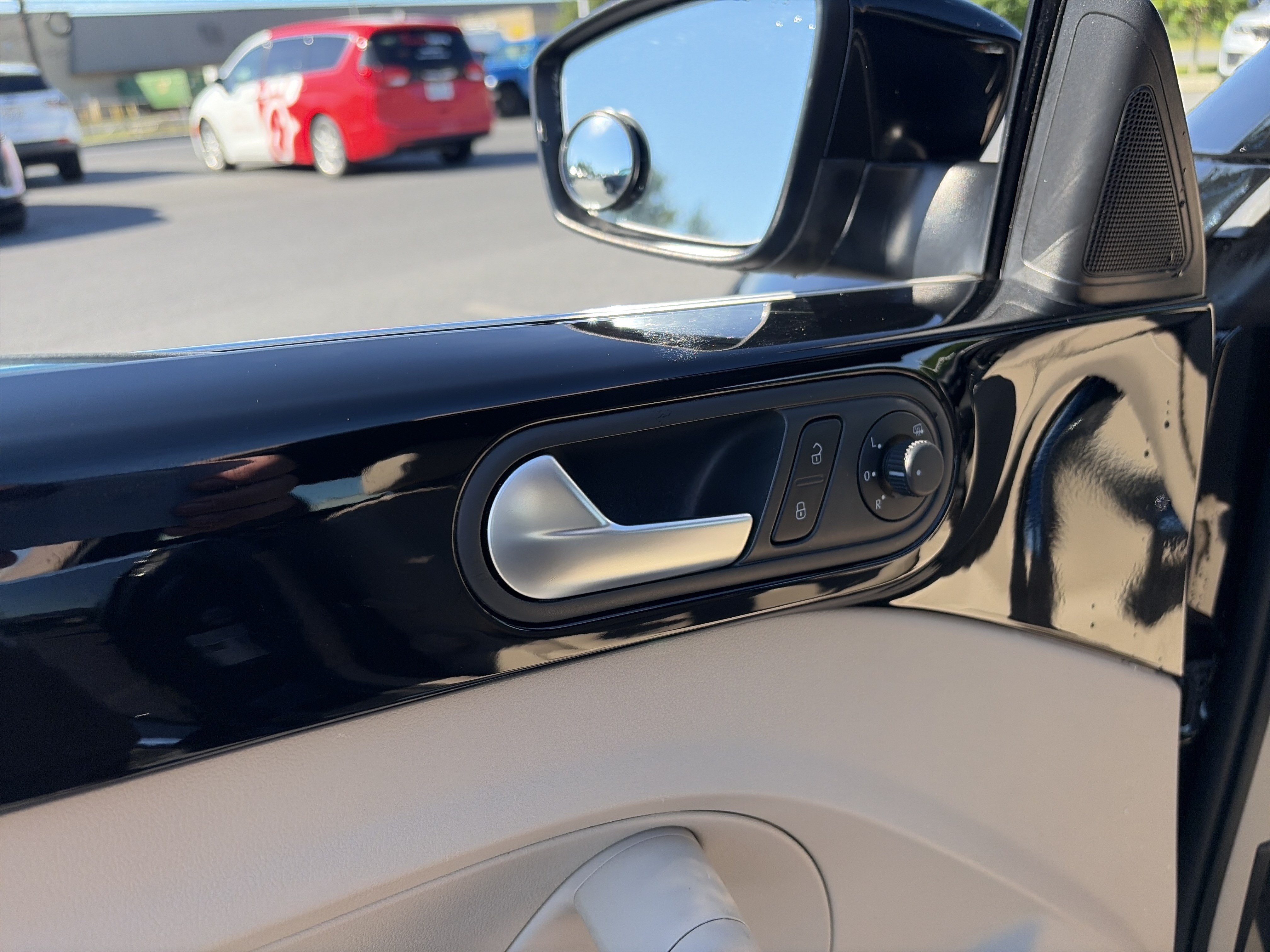 Used 2013 Volkswagen Beetle 2.5 FWD image 15