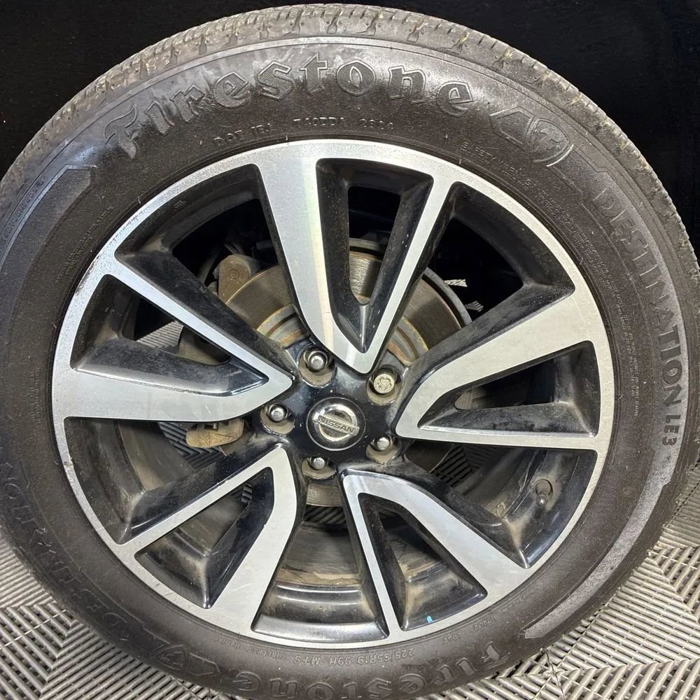 Used 2018 Nissan Rogue SL w/ Premium Package AWD/4WD image 17
