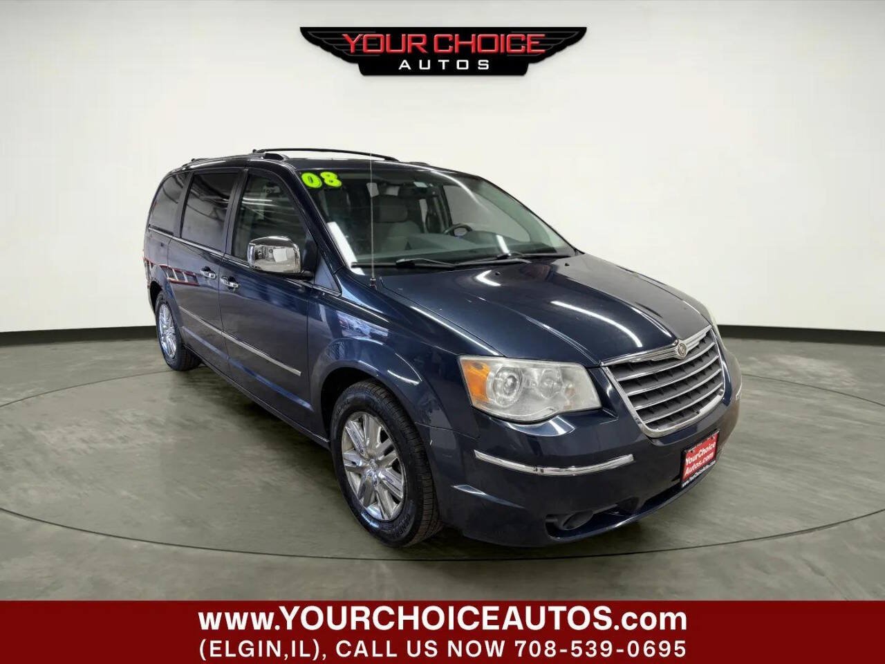 Used 2008 Chrysler Town & Country Limited w/ Trailer Tow Group FWD image 7