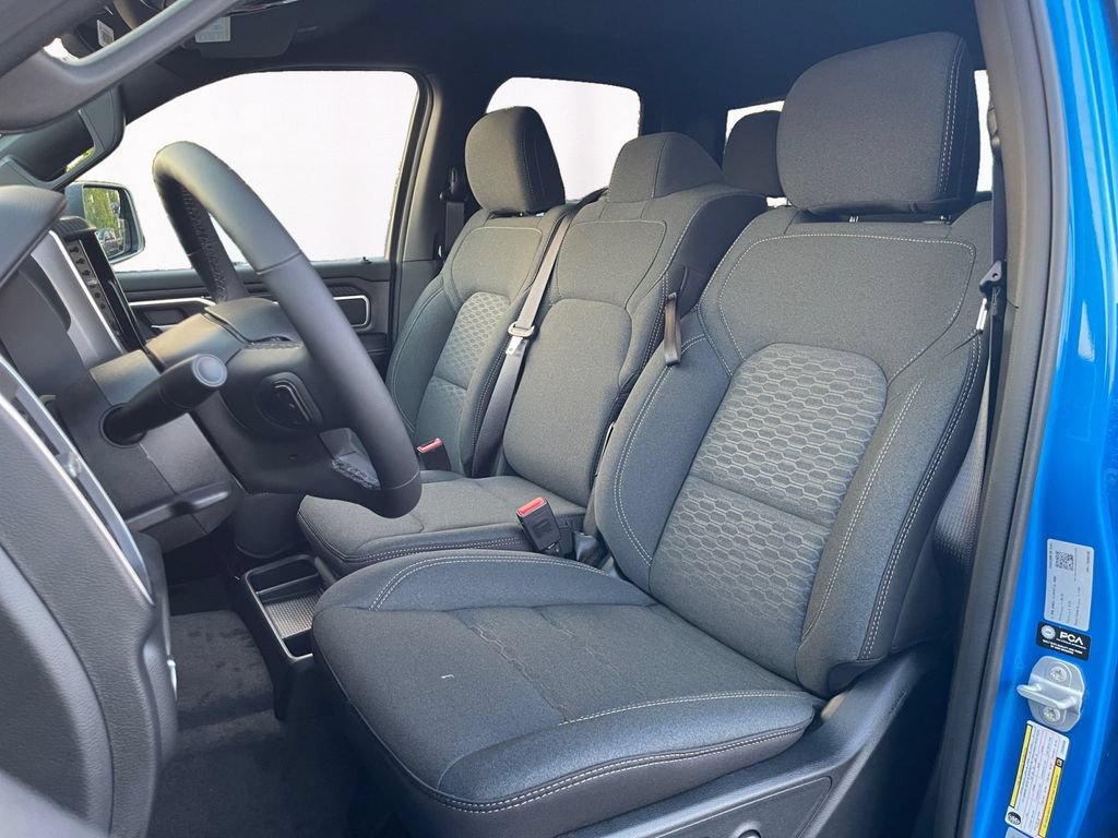 New 2026 RAM 1500 Big Horn AWD/4WD image 9