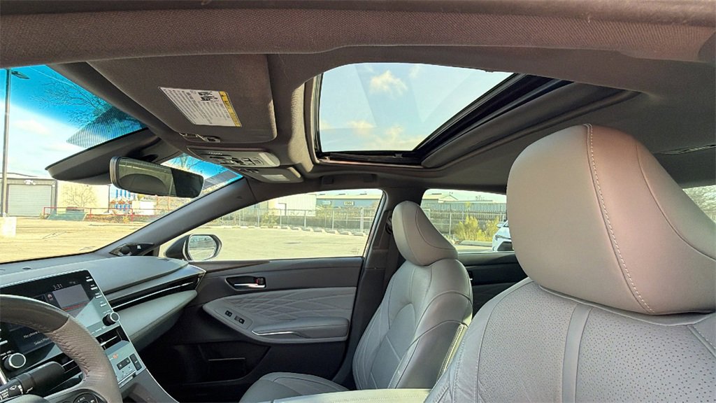 Certified 2021 Toyota Avalon Limited w/ Advanced Safety Package image 21