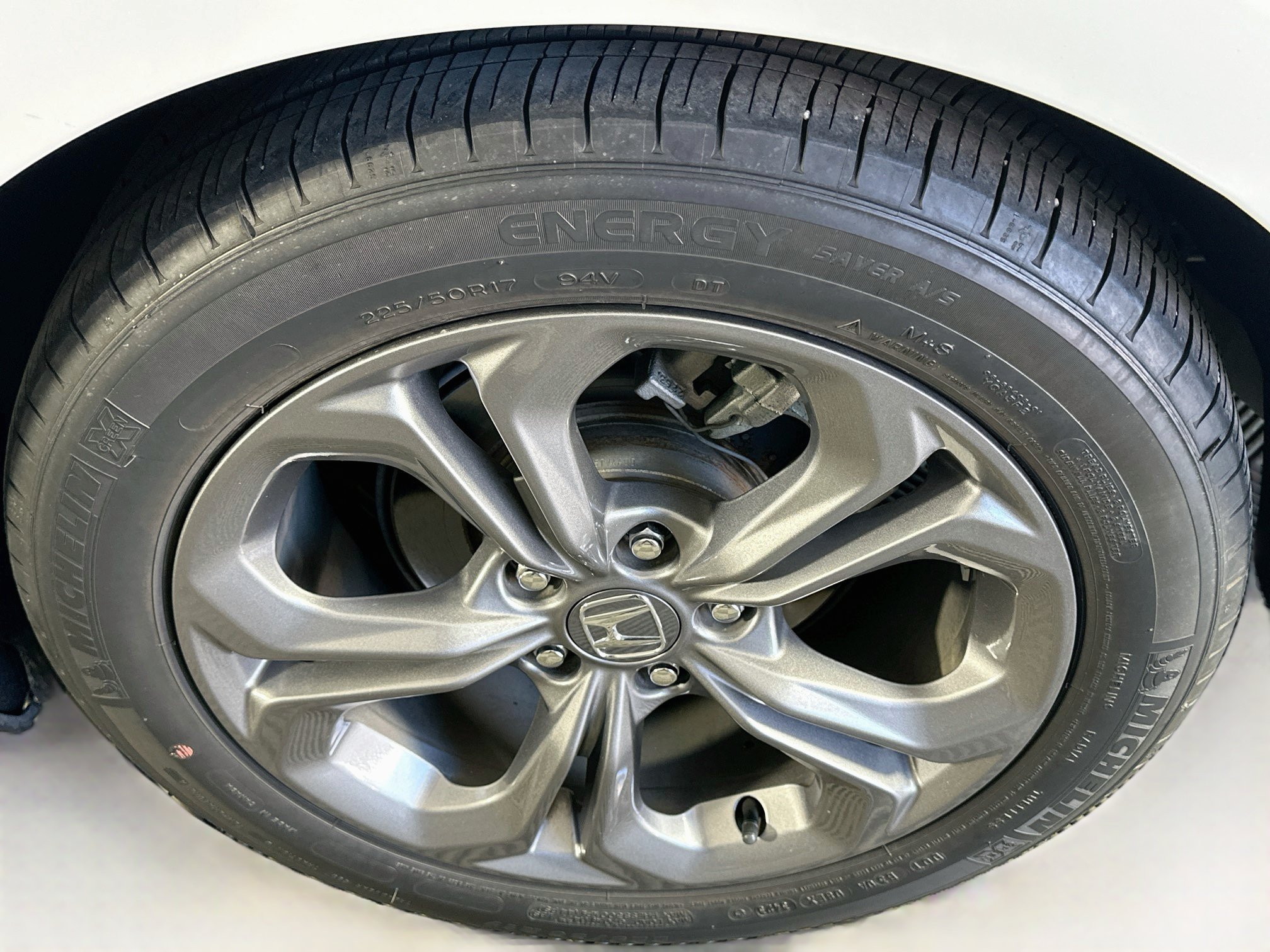 Used 2024 Honda Accord EX image 11