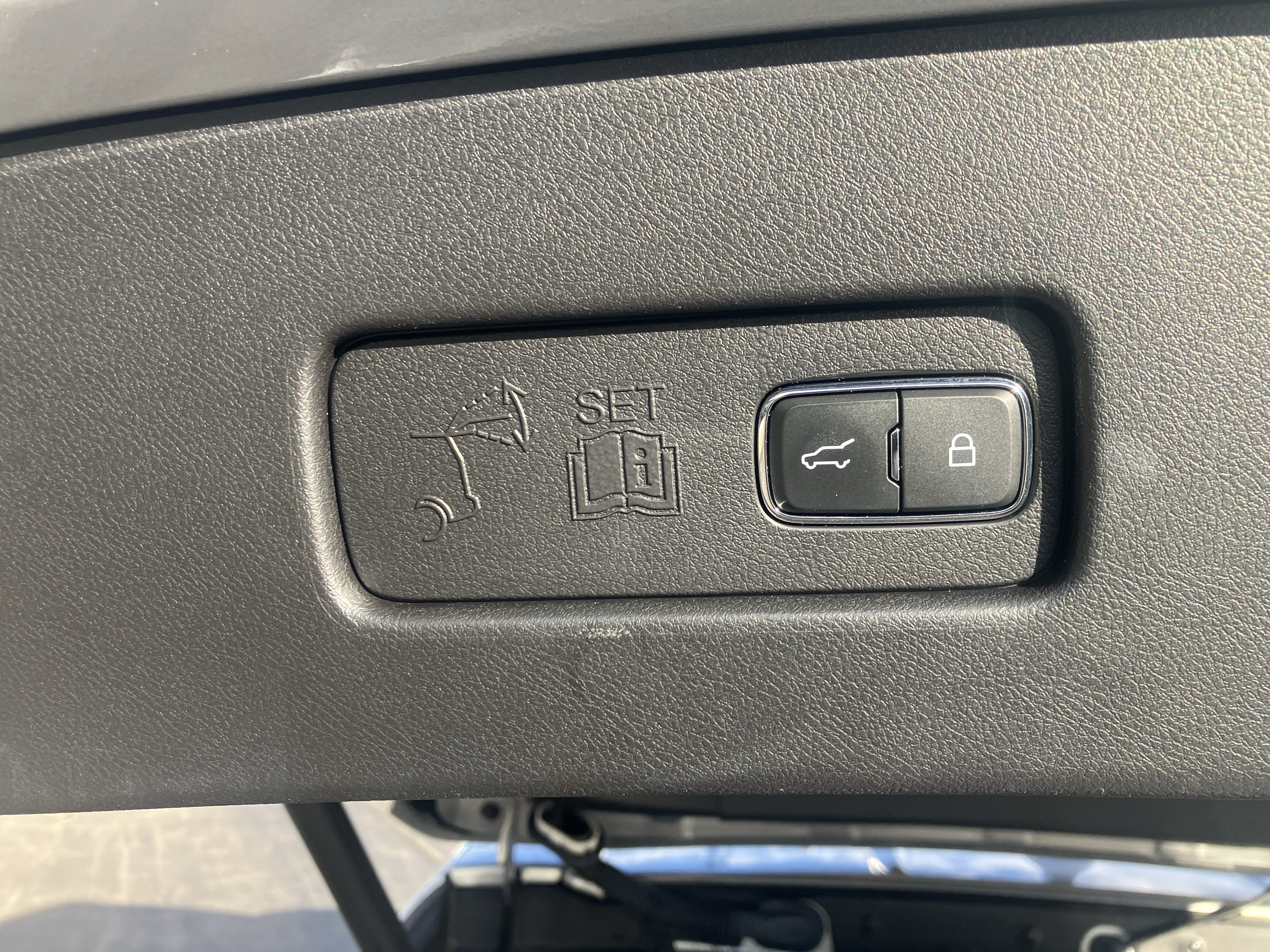 Used 2020 Lincoln Aviator Grand Touring w/ Elements Package Plus AWD/4WD image 13