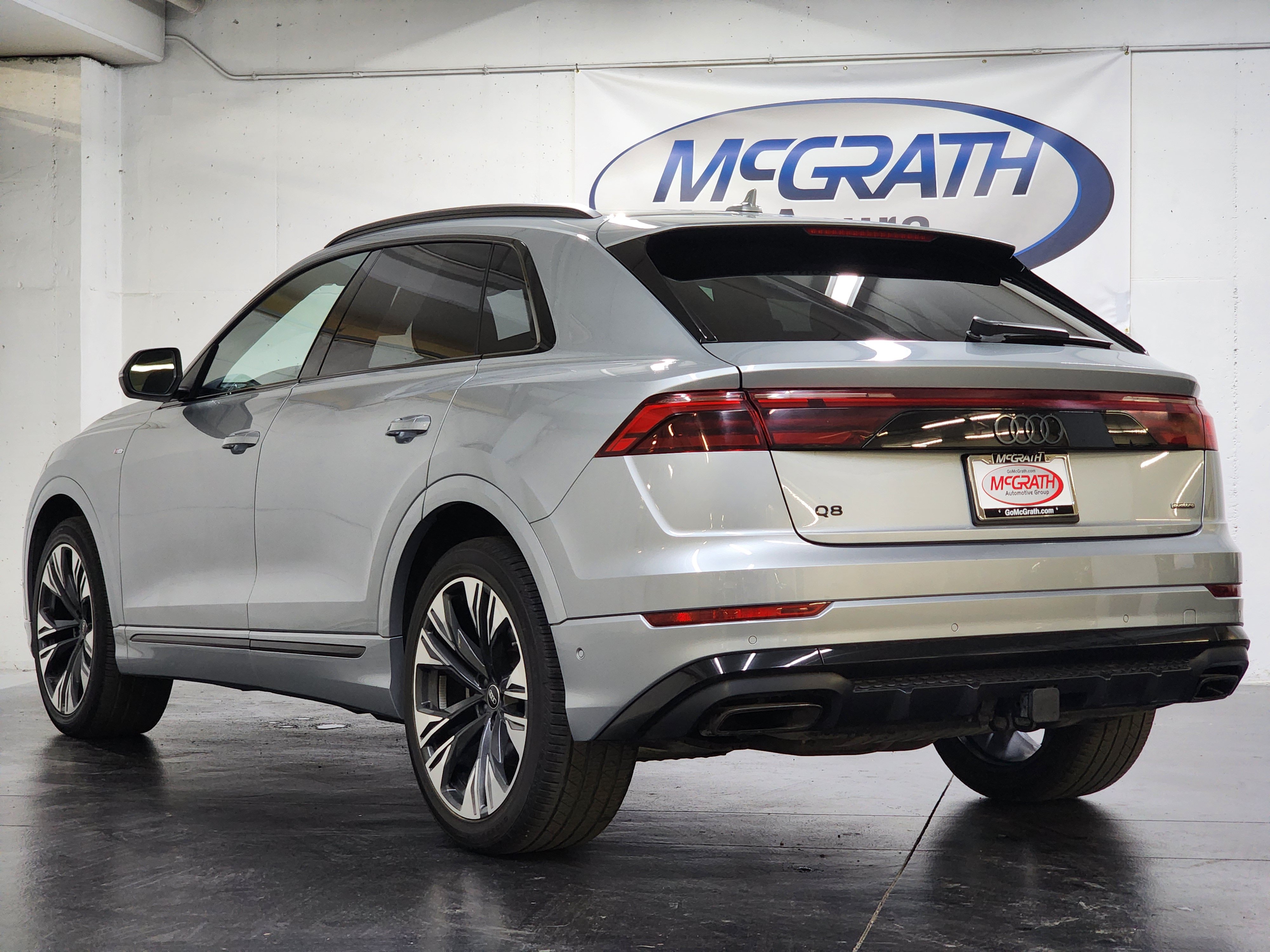 Used 2025 Audi Q8 Prestige AWD/4WD image 9