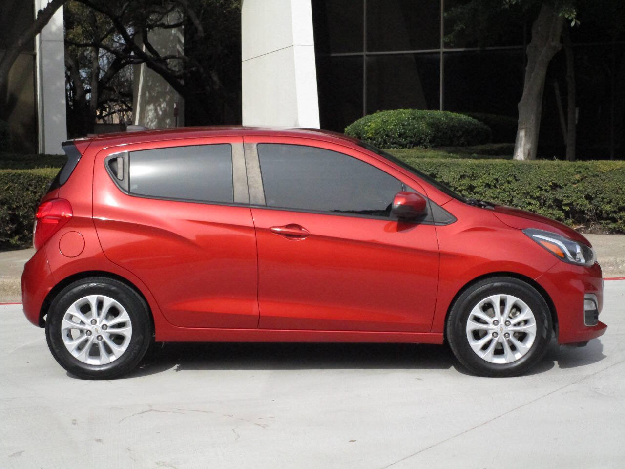 Used 2021 Chevrolet Spark LT image 3