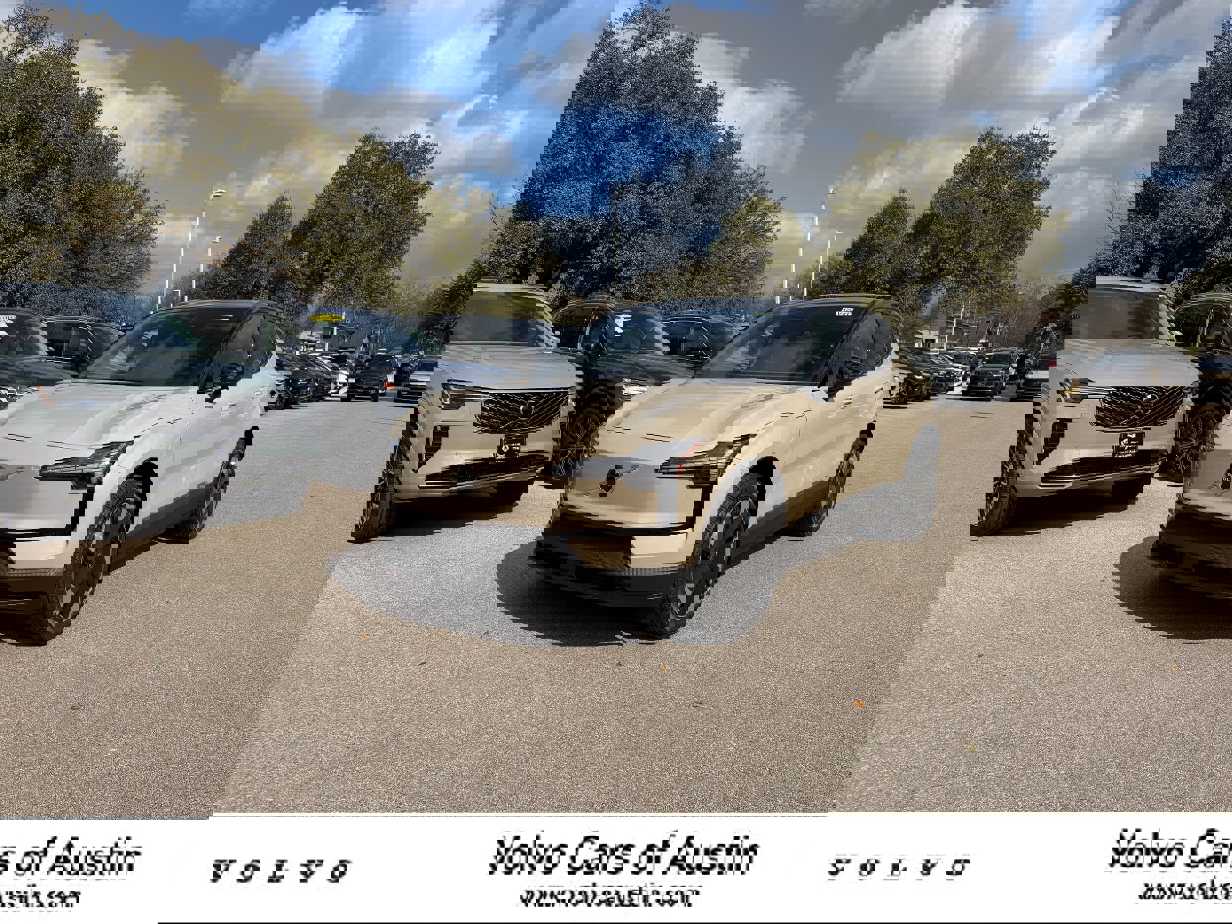 New 2026 Volvo EX30 Plus w/ Protection Package Premier