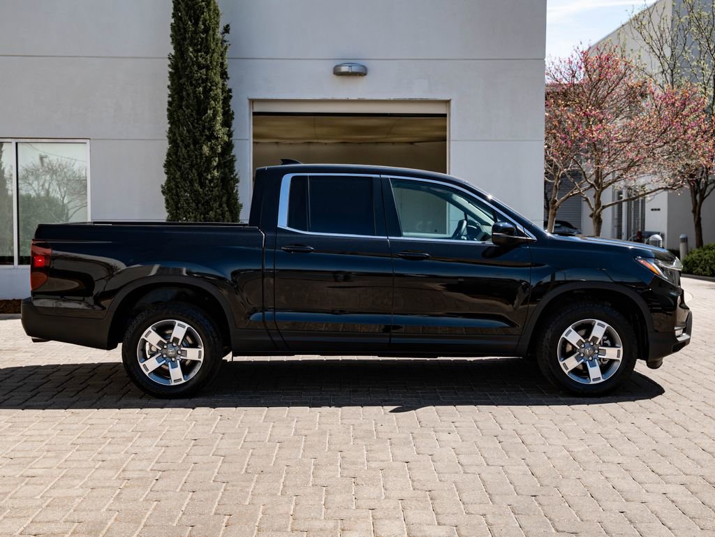 Used 2025 Honda Ridgeline RTL image 11