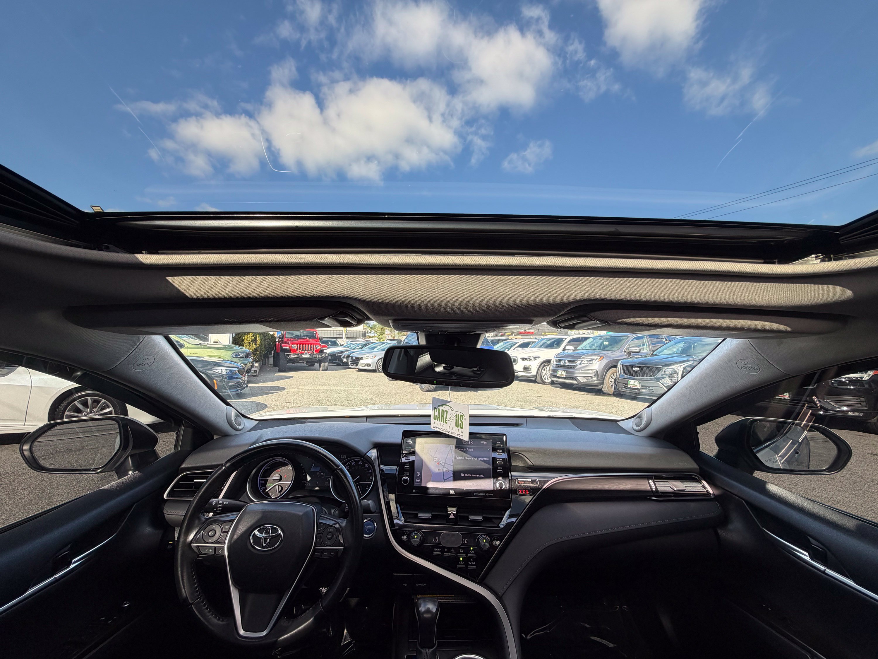 Used 2021 Toyota Camry XLE w/ Navigation Upgrade Package FWD image 27