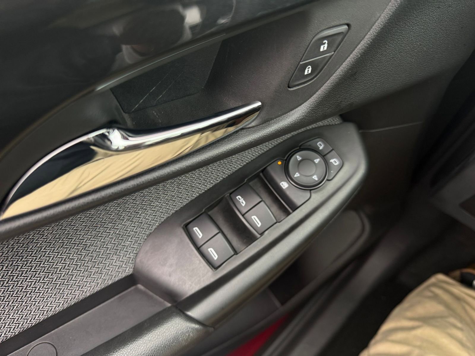 Used 2025 Chevrolet TrailBlazer LT image 20