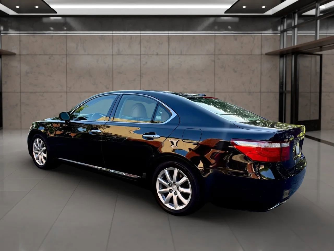 Used 2009 Lexus LS 460 RWD image 5