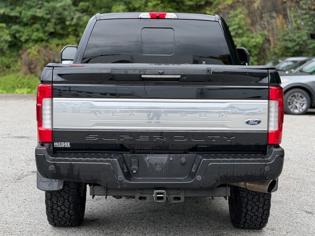 Used 2018 Ford F250 Platinum w/ Platinum Ultimate Package AWD/4WD image 4