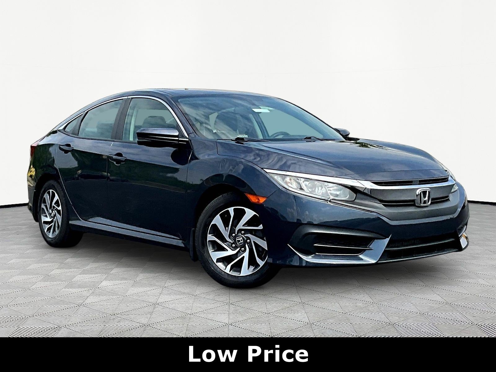 Used 2016 Honda Civic EX image 3