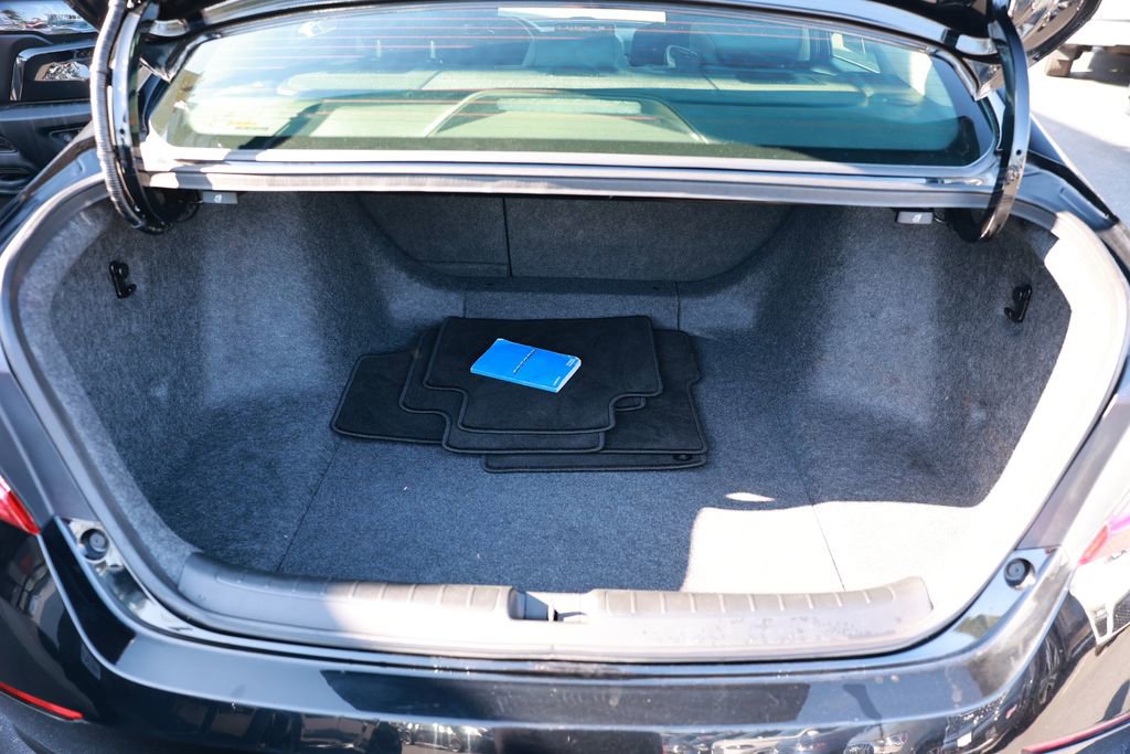 Used 2018 Honda Accord EX image 36