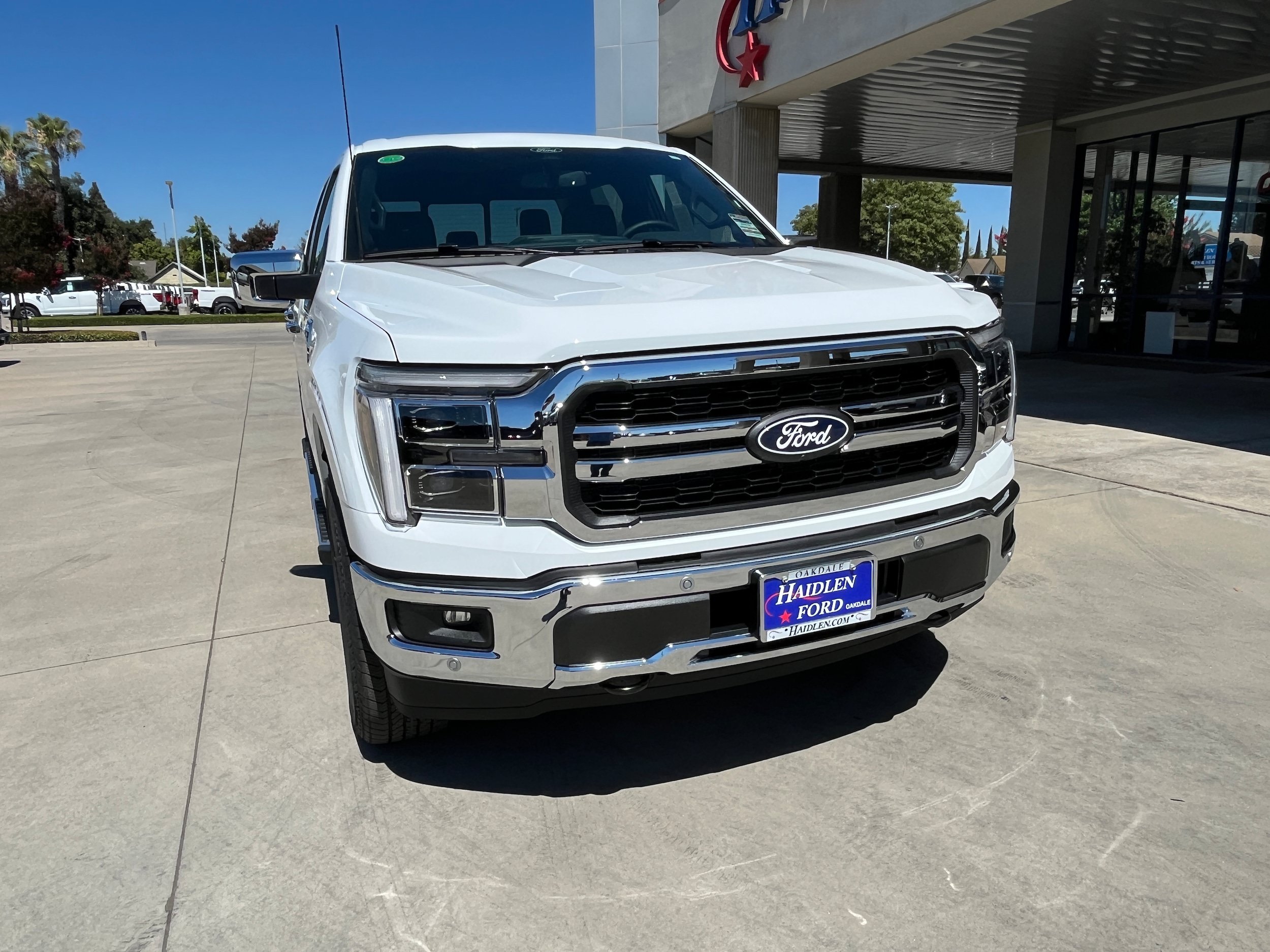 New 2026 Ford F150 Lariat w/ Equipment Group 502A High AWD/4WD image 4