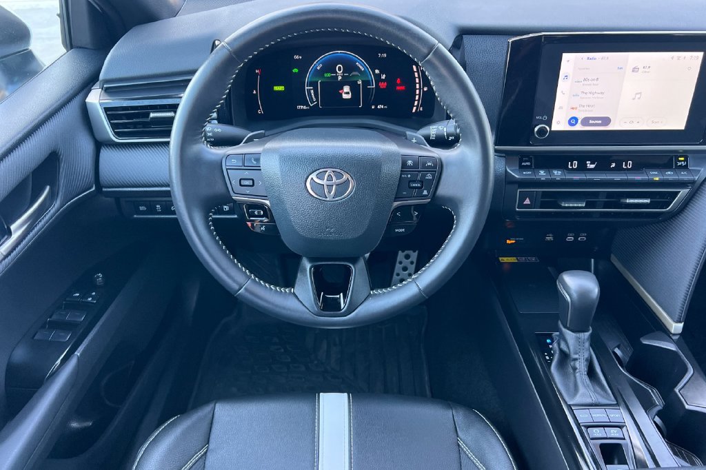 Certified 2026 Toyota Camry SE w/ Convenience Package FWD image 17