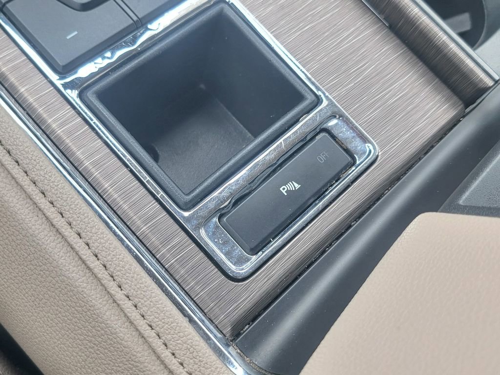 Used 2024 Ford Expedition Max Limited image 30